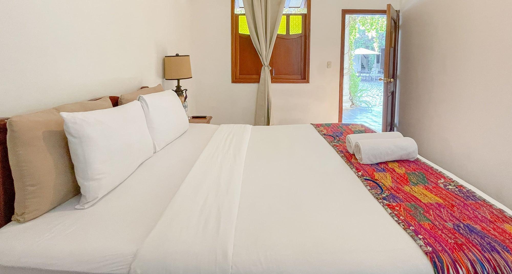 El Carmen Suites Antigua Exterior photo